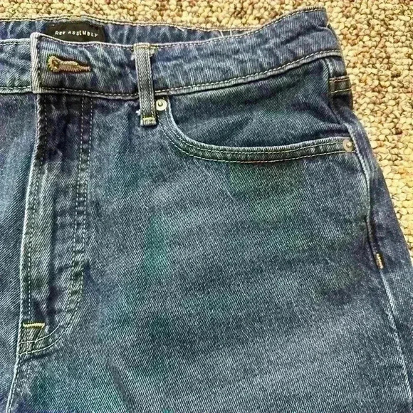 Free Assembly Jean Shorts - Picture 4 of 7